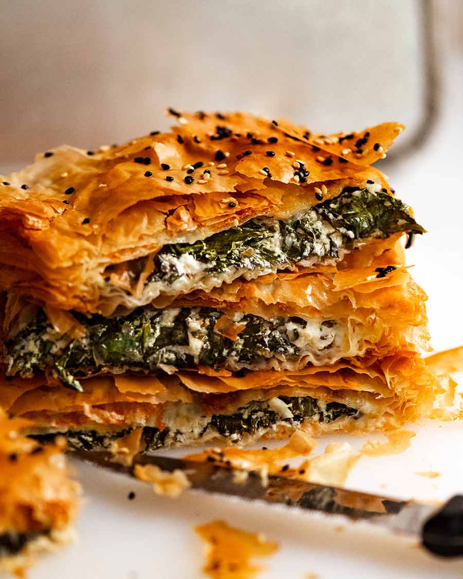 Fındık Yağlı Ispanaklı ve Peynirli Börek